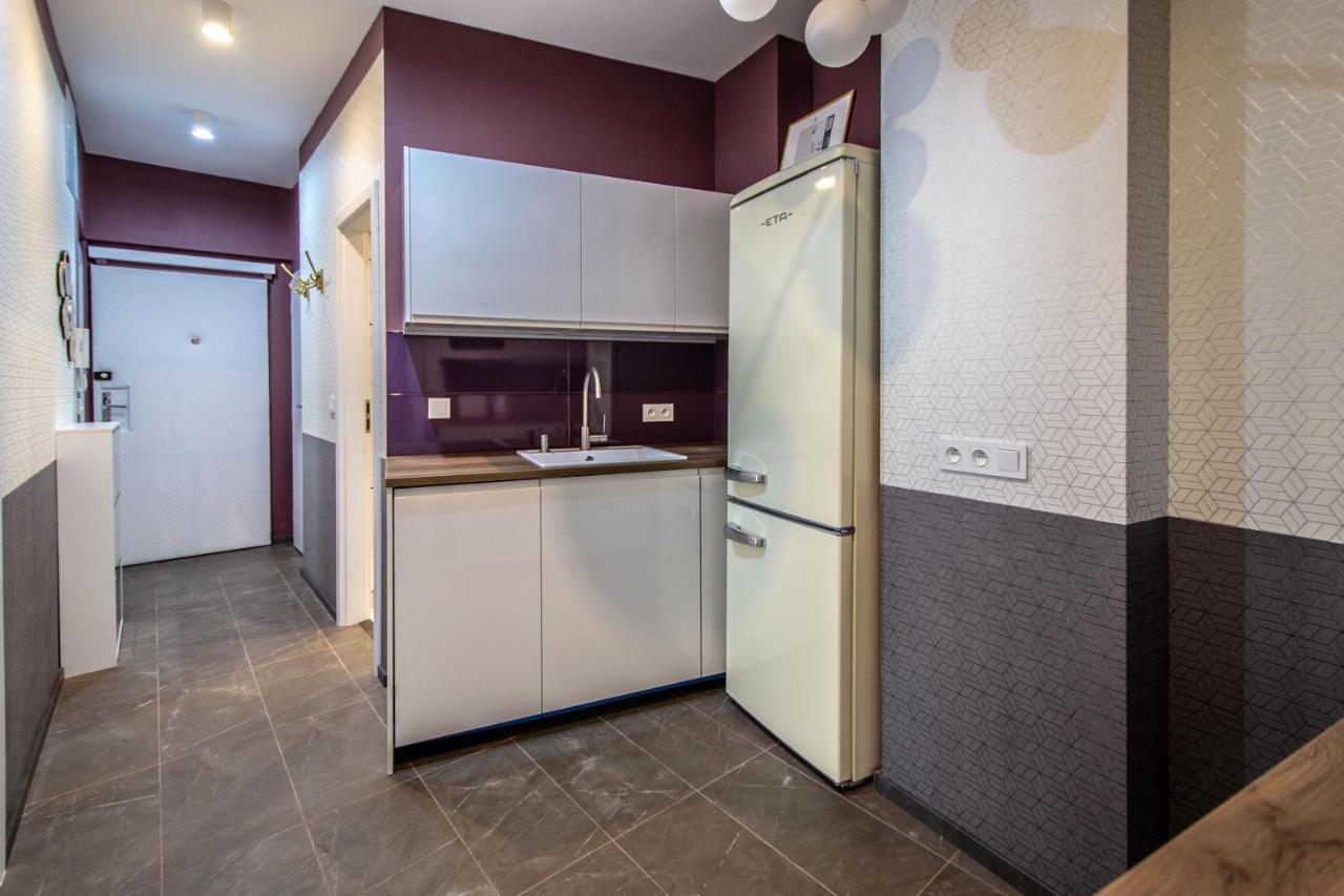 Colorful Day In Prague Design Apartments Exterior photo